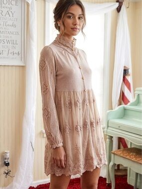 Lily J London Cream Lace Sheer Dress sz S/M